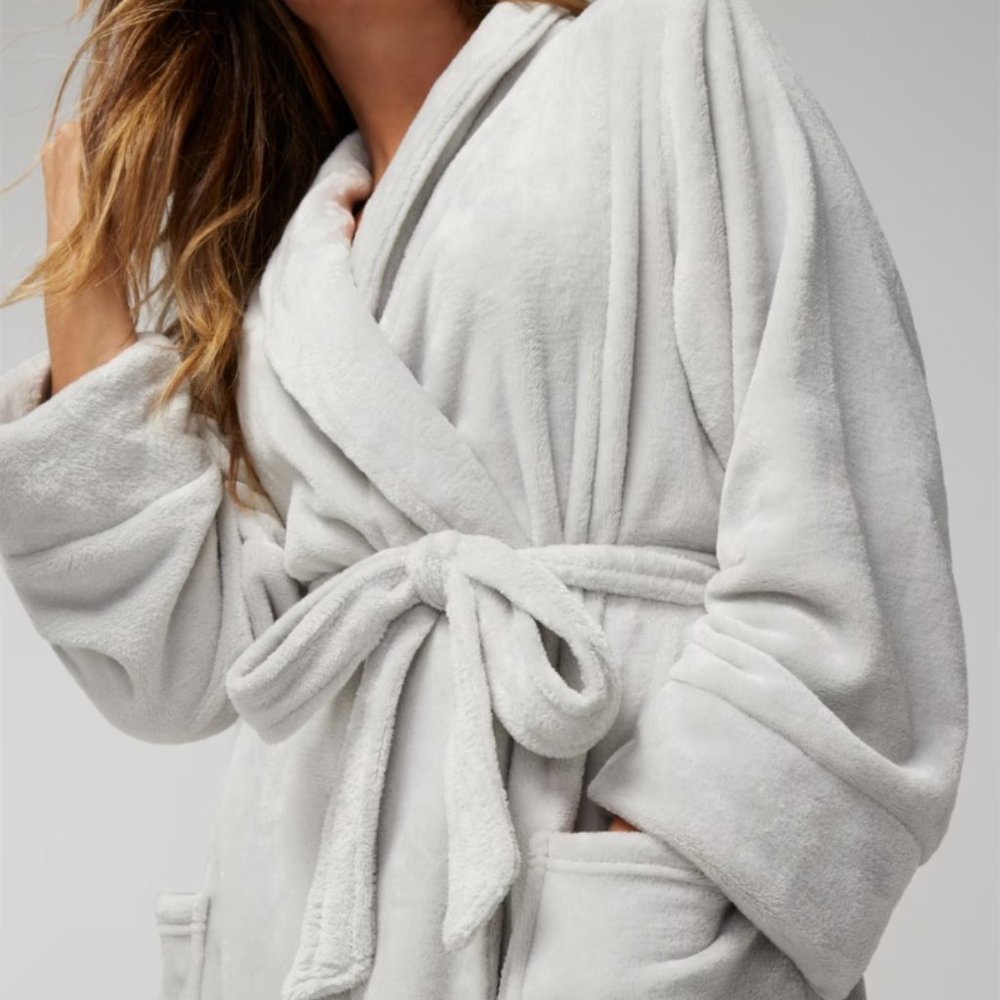 NWT Soma PLUSH Long-Sleeve Long Robe - Picture 3 of 4